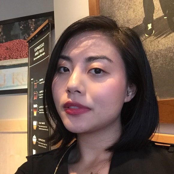 Meet your Posher, Julia - Picture 1 of 1